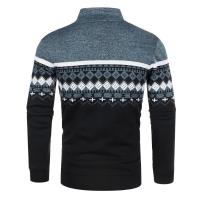 2025 Chaqueta de jacquard fina y holgada informal con cuello levantado de terciopelo para hombre, suéter de punto, estilo - details 6