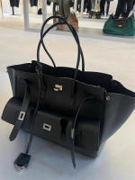 Bolsa de mano Neutral Spice Girl, nueva, de gran capacidad, para viajes diarios, de cuero, estilo punk, con cierre y asa de ala. - details 39
