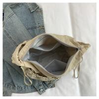 Bolso de hombro plisado de nailon a la moda, bolso cruzado con cordón de estilo coreano de gran capacidad, bolso de mano ligero de Color sólido para mujer - details 17