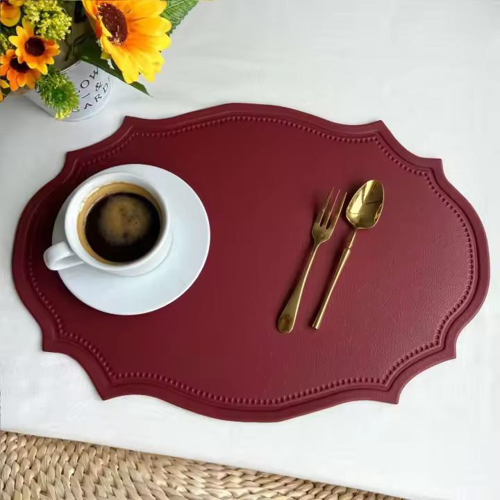 Mats de Villa de Cuero Personalizados Manteles de Mesa Retro Irregulares Aislantes de Calor - 1