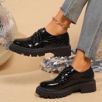 Zapatos planos negros de suela gruesa para mujer, mocasines con forma de barco de un pie, cuero Oxford informal de diseñador, novedad - details 3