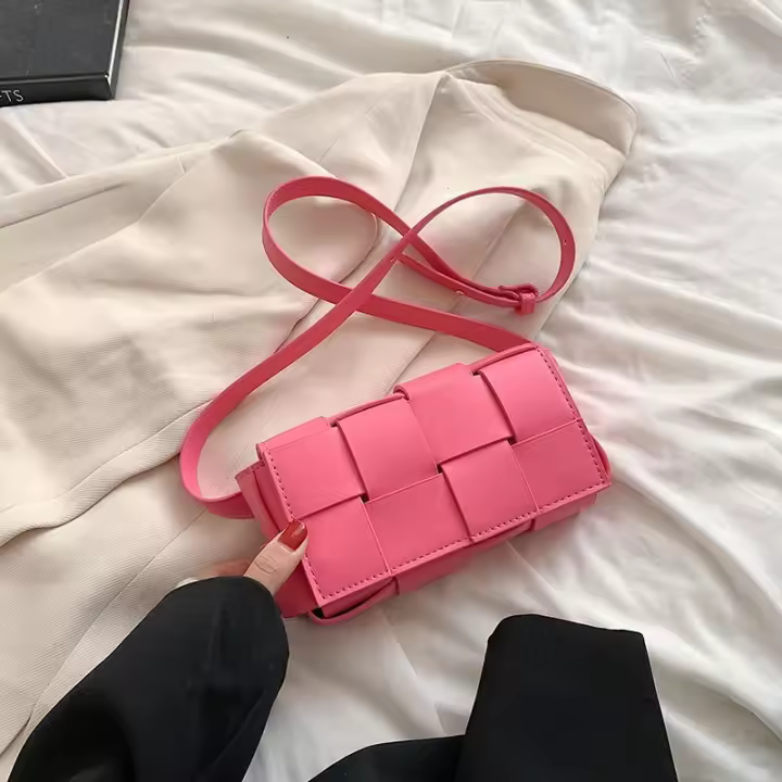 Bolso Cruzado de Moda para Mujer 2025 Bolso Pequeño de Tejido Rosa Bolso de Pecho Tejido de Niche - 1