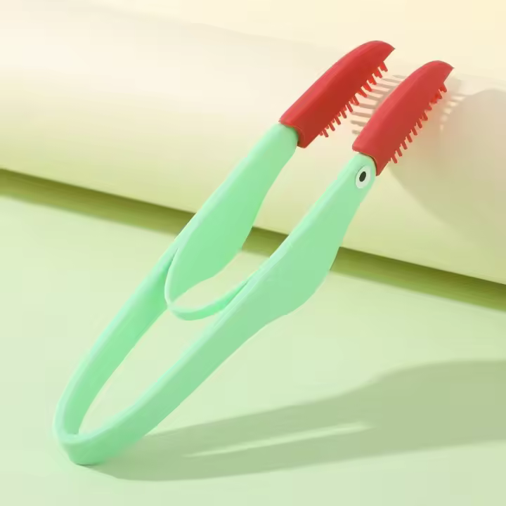 1 unidad de cepillo suave de silicona para gatos y perros, cepillo para blanquear los ojos, peine para limpieza de ojos, Clip para caca, cepillo suave, suministros para mascotas, cepillo anudado para perros y gatos - 1