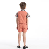 Traje de verano para niños, chaleco, camisa Floral de manga corta, pantalones cortos con tirantes, conjunto de tres piezas, traje Pastoral de moda - details 4