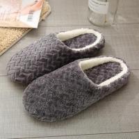 Zapatillas de casa cálidas de felpa con suelo plano para mujer en otoño-invierno - details 20