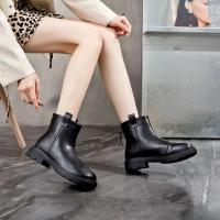 Botines antideslizantes de piel auténtica para mujer, botas cortas de estilo británico, estilo Chelsea, para invierno, 2024 - details 3