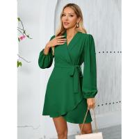 Vestido corto elegante para mujer con cuello en V manga larga de color sólido - details 5