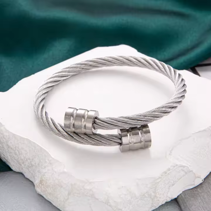 Pulsera para Hombre con Cable de Acero y Titan, Estilo Hip Hop Punk, Ajustable y Elástica - 1