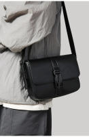 Nueva bolsa de mensajero de alta gama para niños, bolso de hombro tipo satchel para hombres, bolso de mano cuadrado pequeño y moderno para mujeres. - details 15