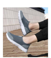 Zapatos informales de malla de aire para hombre, zapatillas ligeras transpirables sin cordones, mocasines cómodos, moda de verano - details 20