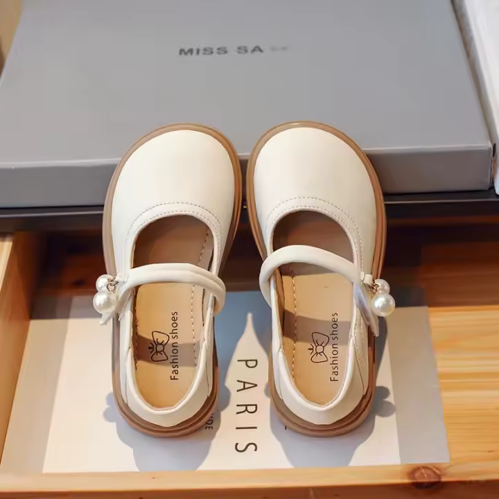 Zapatos con colgante de perlas ligeros y transpirables para niña Mary Jane Princess, adecuados para primavera/verano 2024 - 1