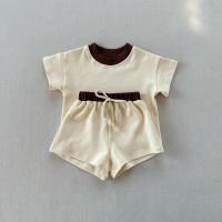 Conjunto de manga corta de color sólido para niños, conjunto de dos piezas de pantalones cortos de algodón sueltos para bebés - details 2