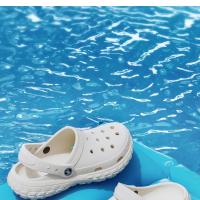Zapatos con agujeros de verano para playa, zapatillas unisex con parte inferior gruesa para exteriores, sandalias cómodas para interiores y exteriores a la moda - details 3
