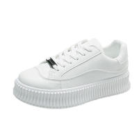 Con suelas gruesas y crecientes, zapatos blancos pequeños 2025 nuevo estilo Muffin zapatos casuales, zapatos de mujer. - details 0