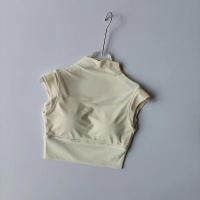 Traje de Yoga de Malla Falsa de Dos Piezas Sujetador Deportivo Transpirable de Manga Corta de Secado Rápido Camiseta Exterior de Poliéster - details 1