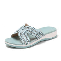 Zapatillas de tacón inclinado Sandalia para uso al aire libre de verano para mujer, nuevos zapatos de playa de viaje informales con suela suave - details 3