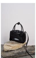 Bolso cuadrado pequeño retro francés, nuevo bolso de bolso de mano a la moda para mujer, bolso de mensajero de un solo hombro. - details 9