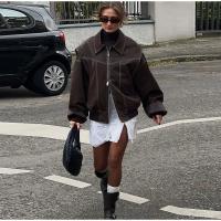 Chaqueta Bomber de Cuero para Mujer Arayas Casuales con Cremallera Chaquetas de Manga Larga Sueltas con Borla Moda 2024 - details 12