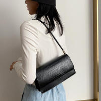 Bolsos pequeños para mujer hechos de suave cuero PU, bolso de hombro y bolso con bolsa de emoción, estilo vintage - details 14