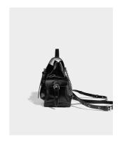 Elegante y sencilla, mochila multibolsillos de gran capacidad, pequeña mochila versátil de alta gama para viajeros. - details 16