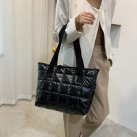 Bolso de mano de algodón con almohadilla espacial para mujer, bolsa de viaje de hombro acolchada, de gran capacidad, impermeable, a la moda, Invierno - details 11