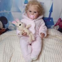 Muñeca Reborn de silicona suave con pintura 3D para niña, juguete de bebé sonriente, cuerpo de tela, regalo de cumpleaños vivo, 55 CM - details 3