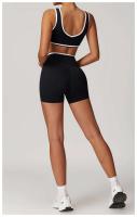 Scrunch - Conjunto de yoga corto para mujer, sujetador relleno en contraste rosa, pantalones cortos cruzados, pantalones deportivos de cintura alta, Fiess Gym Tre, ropa deportiva - details 11