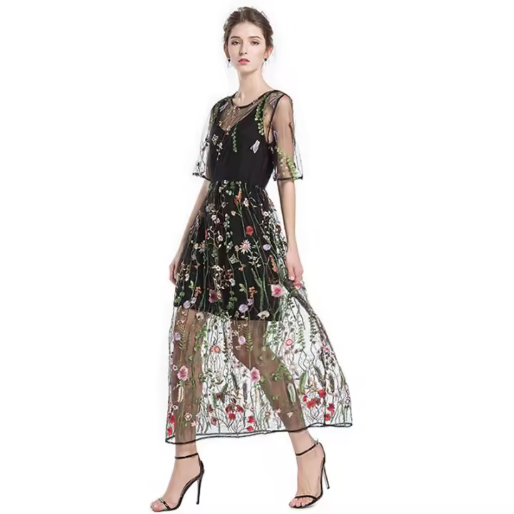 2025 primavera y verano europeos y americanos nueva ropa de mujer de gran tamaño vestido de encaje bordado conjunto de dos piezas cómodo y transpirable para mujer - 1
