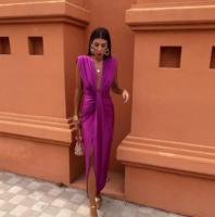 BUNO-2025 Vestido midi sin mangas plisado con cuello en V de satén elegante para mujer. - details 8