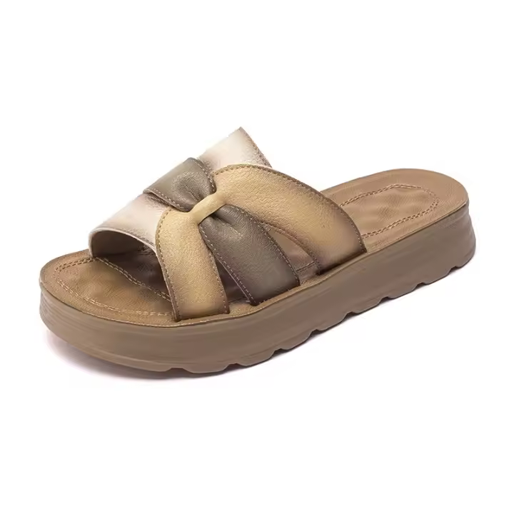 Chanclas de cuero genuino desgaste externo femenino 2025 verano nueva moda ligero antideslizante sandalias señoras una palabra arrastre - 1