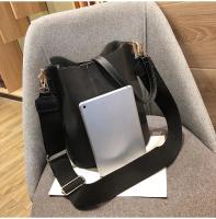 Bolso de diseñador de lujo para mujer, bandolera de cuero PU de gran capacidad, novedad de 2021 - details 26