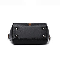 Bolso bandolera de mujer de diseño simple, pequeño, de color sólido, casual, de cuero PU, para teléfono. - details 16