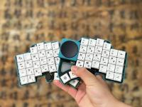 Kit De Teclado Dividido Dilema Max Pers. Cableado, Modo Único, Perilla Hot-swap, Mecánico Con Touchpad Para Ratón Simulado Y Interruptores Vial MX. Combina versatilidad, intercambiable, perilla de control y panel táctil, ideal para entusiastas y usuarios - details 13