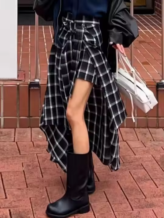 Falda retro de cintura alta a rayas negras, diseño chic de moda coreana 2025, ropa de todo el match. - 1