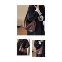 Bolsa de gran capacidad de las mujeres 2025 nueva moda bolsa de mensajero casual versátil bolsa de hombro simple bolsa de cubo - details 13