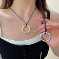 Collar con colgante geométrico en forma de U grande Punk para mujer y hombre, cadena larga ajustable de cuero con forma de herradura para suéter, collares, joyería - details 17