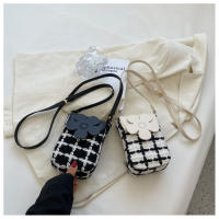 Bolso pequeño de estilo coreano con diseño de nicho para mujer, nuevo bolso para teléfono a cuadros a la moda, bolso cruzado de lana de verano, pequeño bolso cuadrado - details 8