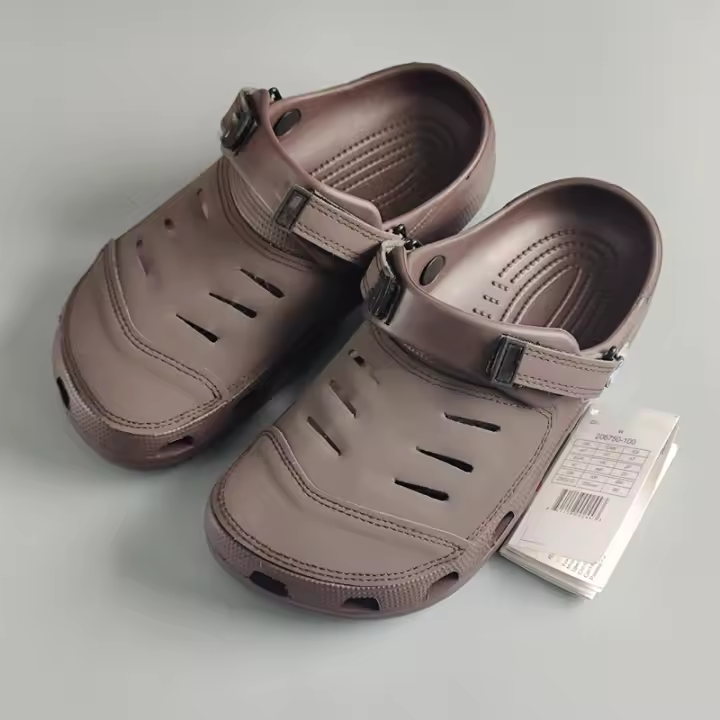 Zapatos de hombre ligeros de negocios, sandalias de cuero para hombre, EVA casual transpirable, zapatos de playa, zapatillas para hombre - 1