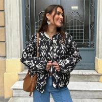 Chaqueta deportiva de moda para mujer primavera 2024 estampado de cara redonda versátil con manta t - details 2