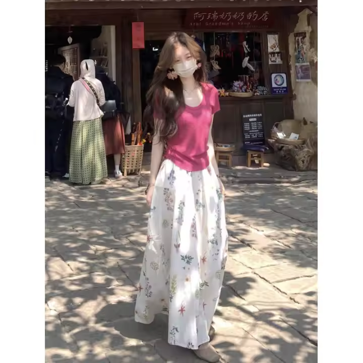 Vestido de mujer novedad de verano de gama alta rosa francés top de manga corta floral medio cuerpo falda larga conjunto de dos piezas - 1
