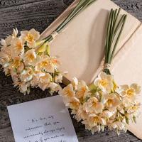 Ramo de narcisos artificiales de tacto Real, flor de narciso de seda hecha a mano de lujo, flor falsa elegante, escritorio para sala de estar - details 6