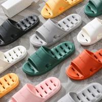 Zapatilla de secado rápido para hombre y mujer, zapatillas de baño antideslizantes de suela suave, zapatillas ahuecadas con fugas, zapatilla de casa informal para pareja - details 8