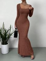 2024 Otoño e Invierno nuevo cuello cuadrado adelgazante cintura diseño sentido de la moda vestido de mujer tejido - details 3