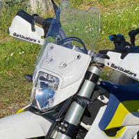Parabrisas de motocicleta Deflector de viento para Husqvarna 701 Supermoto 701 Enduro 2016 - 2024 2023 2022 2021 2020 2019 2018 - details 1