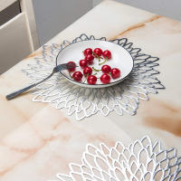 Juego de manteles individuales metálicos de PVC para mesa de comedor, almohadillas huecas para posavasos, tapetes para cuencos, hoja de vinilo, Decoración de mesa de comedor, nuevo - details 5