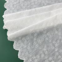 Tela de Encaje Floral Bordado Hueco Ancho de 135CM Ideal para Ropa, Cortinas, Manteles - details 0