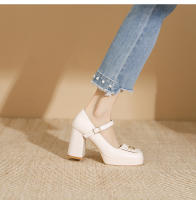 Zapatos de punta cuadrada con tacón grueso y tacón alto plano con hebilla de flor pequeña - details 14