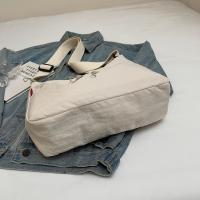 Bolso Cruzado de Nylon Negro Ligero, Espacioso con Correa Ajustable, Bolso Casual para Mujeres - details 3