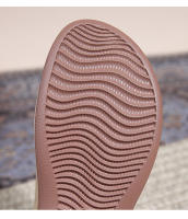2025 Zapatos de mujer de suela blanda hueca europeos y americanos para pies gordos y anchos, nuevos zapatos de playa Baotou de alta gama de verano para mujer con suelas gruesas y medias pantuflas - details 36
