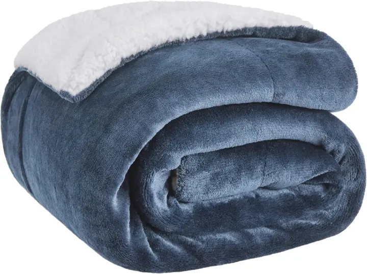 Bedsure Manta Cama 90 Invierno - Manta Sofá Grande Polar Reversible de Franela y Sherpa, Manta Sofá Gruesa 150x200 cm de Microfibra Suave y Borreguito, Gris - 1